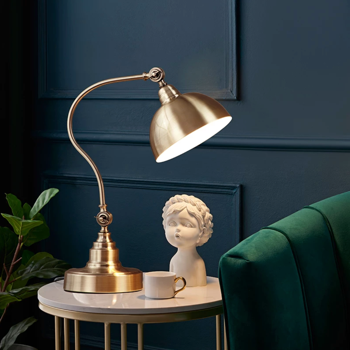 Punk Gold Rustic LED Desk Lamp | Stylish Bedside Table Lamp 1
